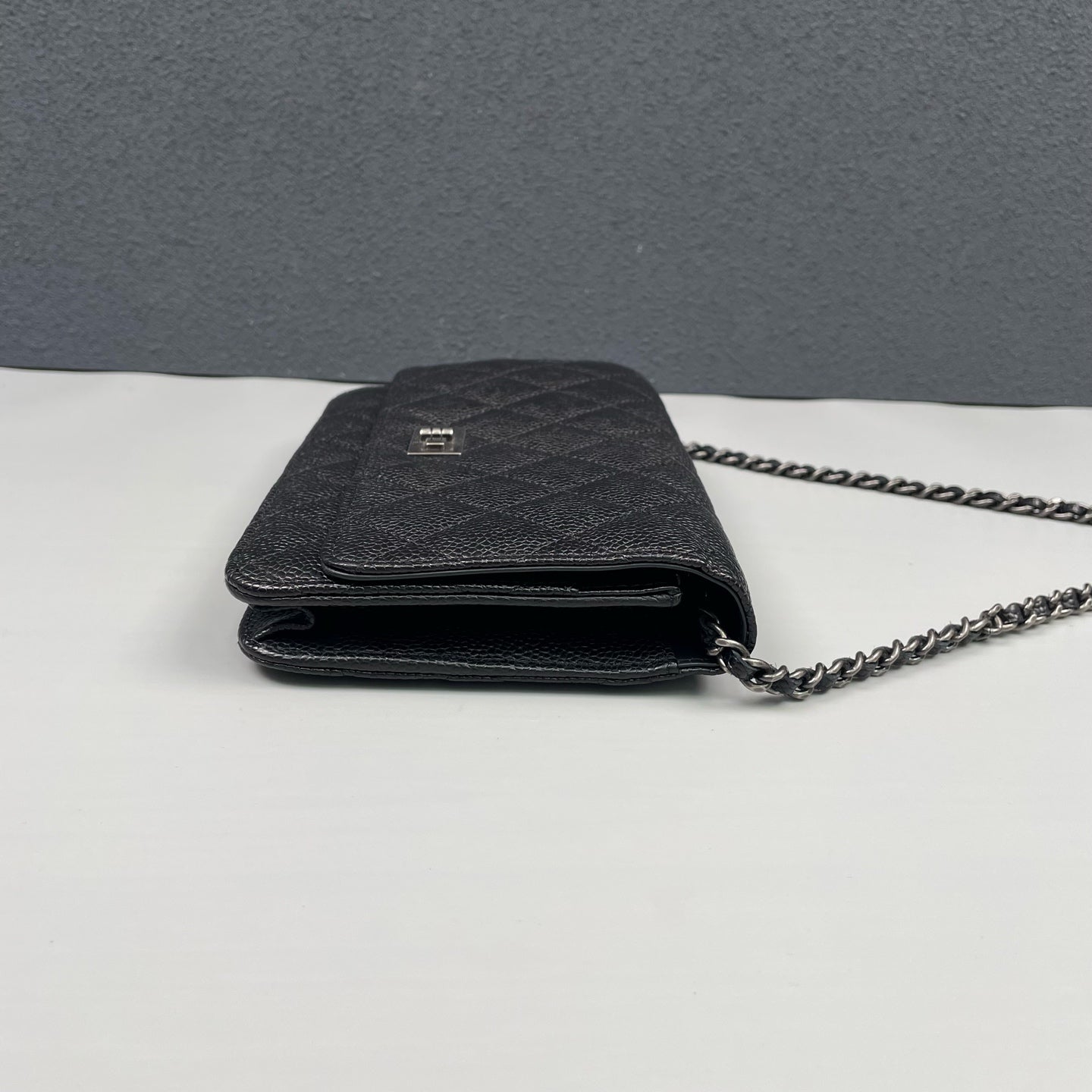 Chanel - 2.55 Wallet on Chain (WOC) - Grained calfskin leather - Black - (mini)