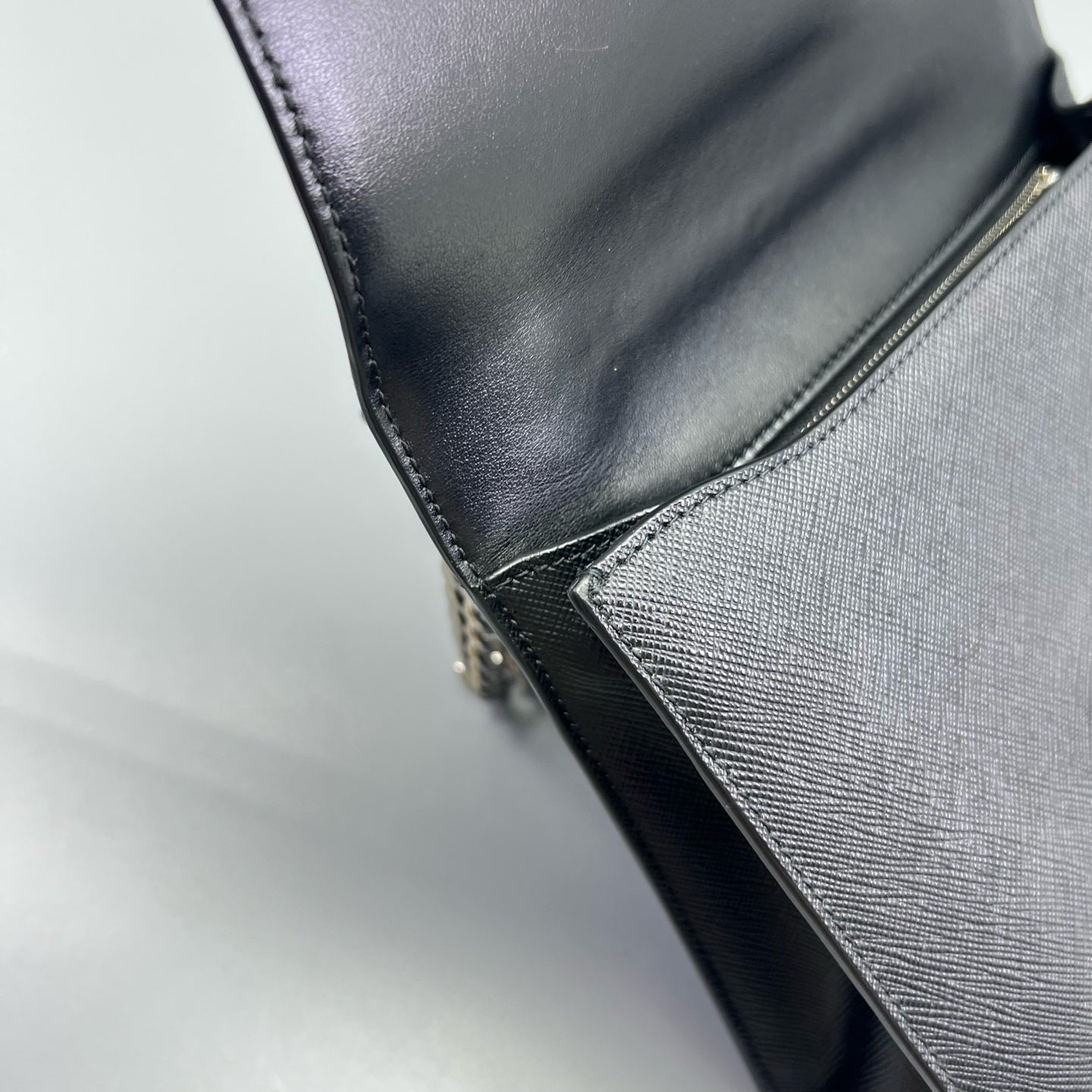 Prada - Chain Bag - Saffiano leather - Black - (small)
