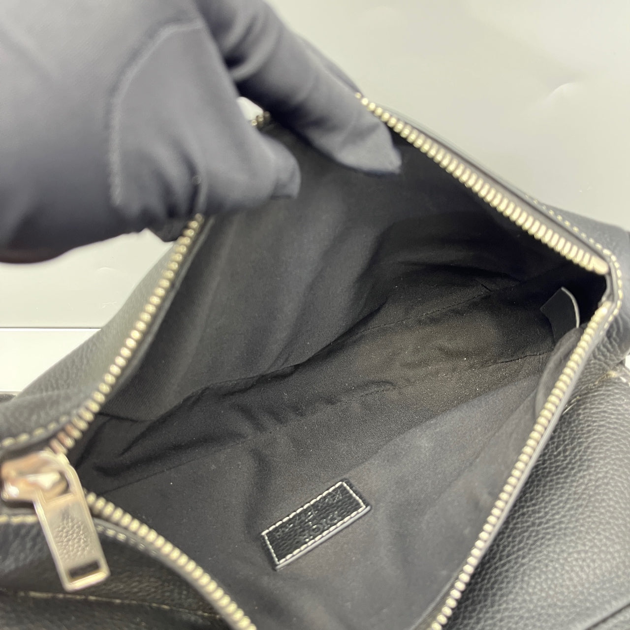 Dior - Saddle Belt Bag with Graffiti - Grained leather - Black - (Small)