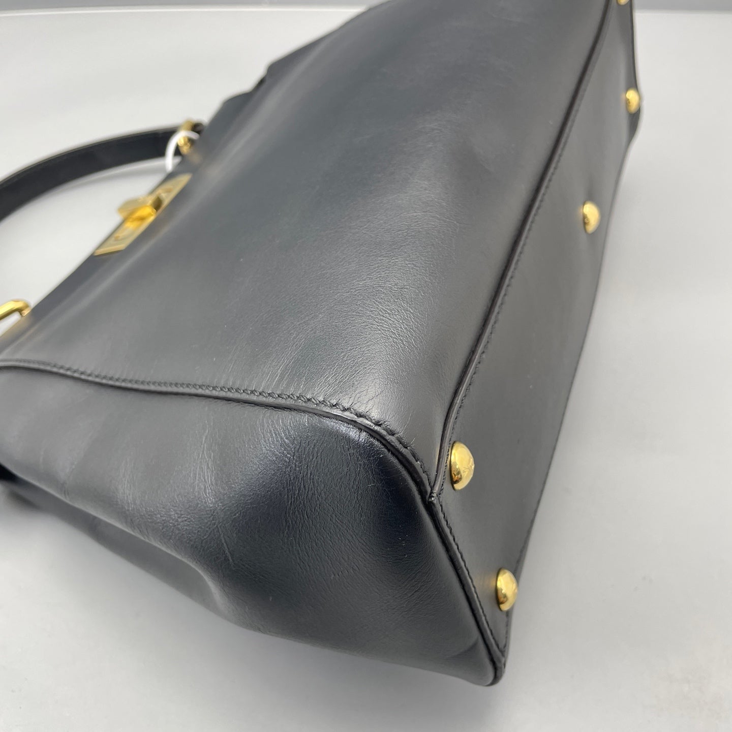 Fendi - Peekaboo - Leather - Black - (Medium)