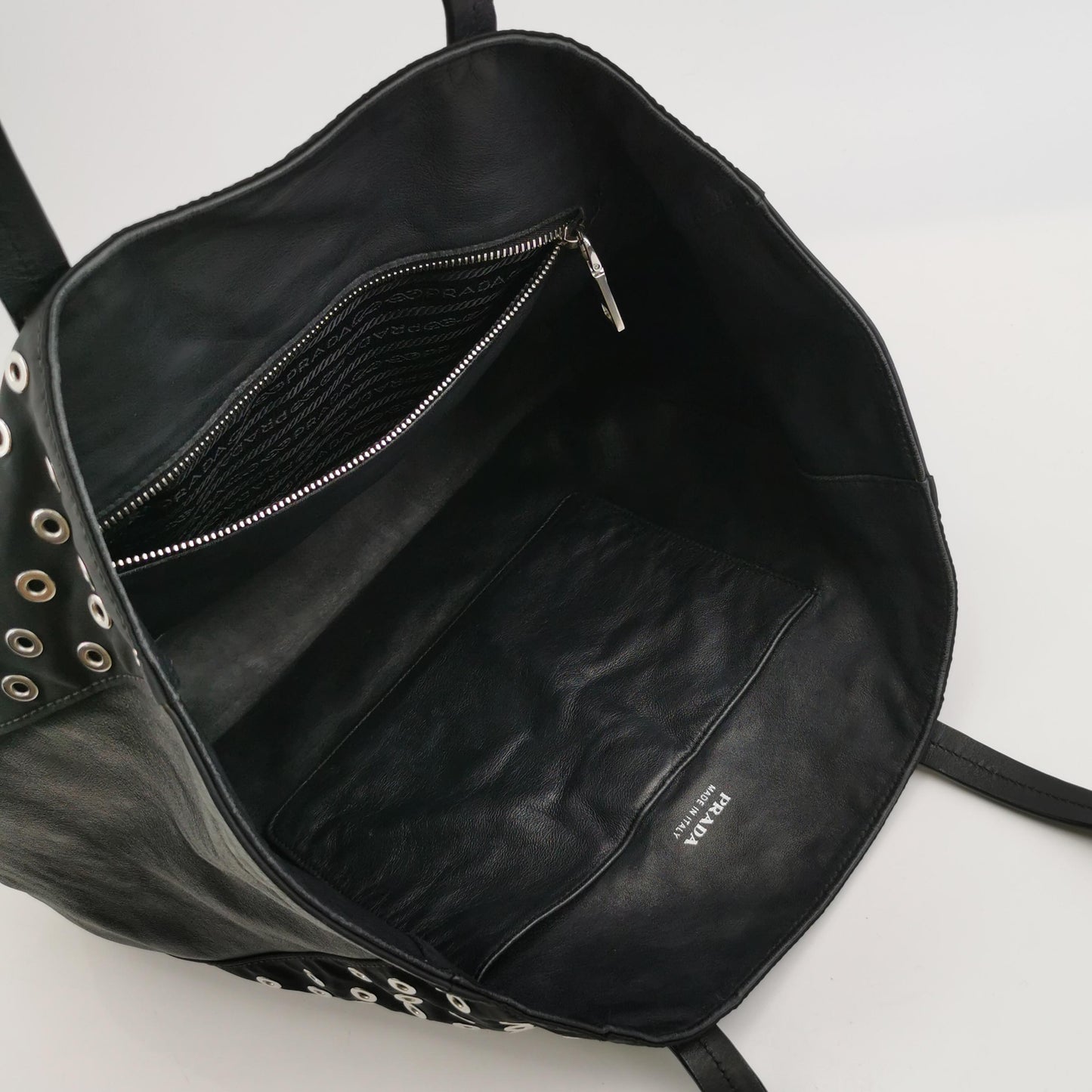 Prada - 1BG032-2EUW-F0002 - Polyamide and Leather - Black - (medium)