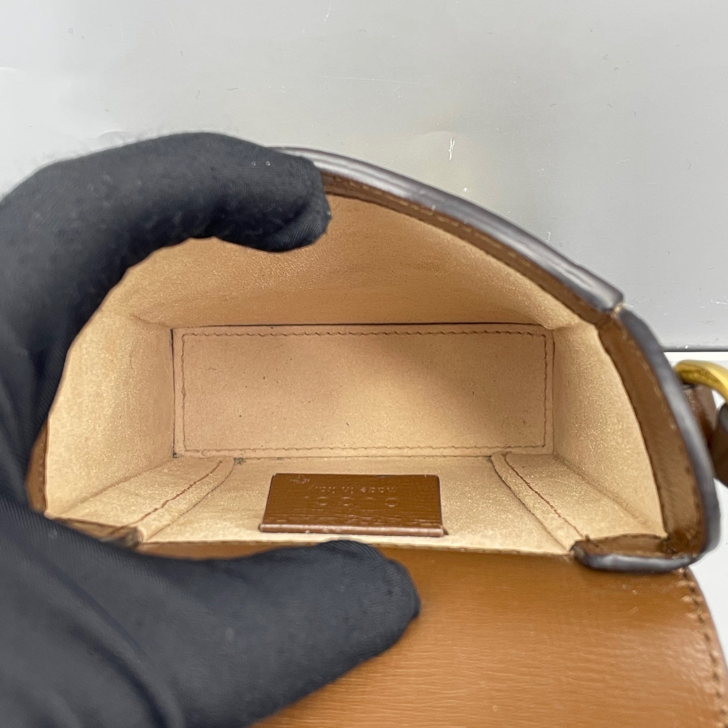 Gucci - Horsebit 1955 Vertical Phone Bag - GG Supreme coated canvas with brown leather trim - Brown - (mini)
