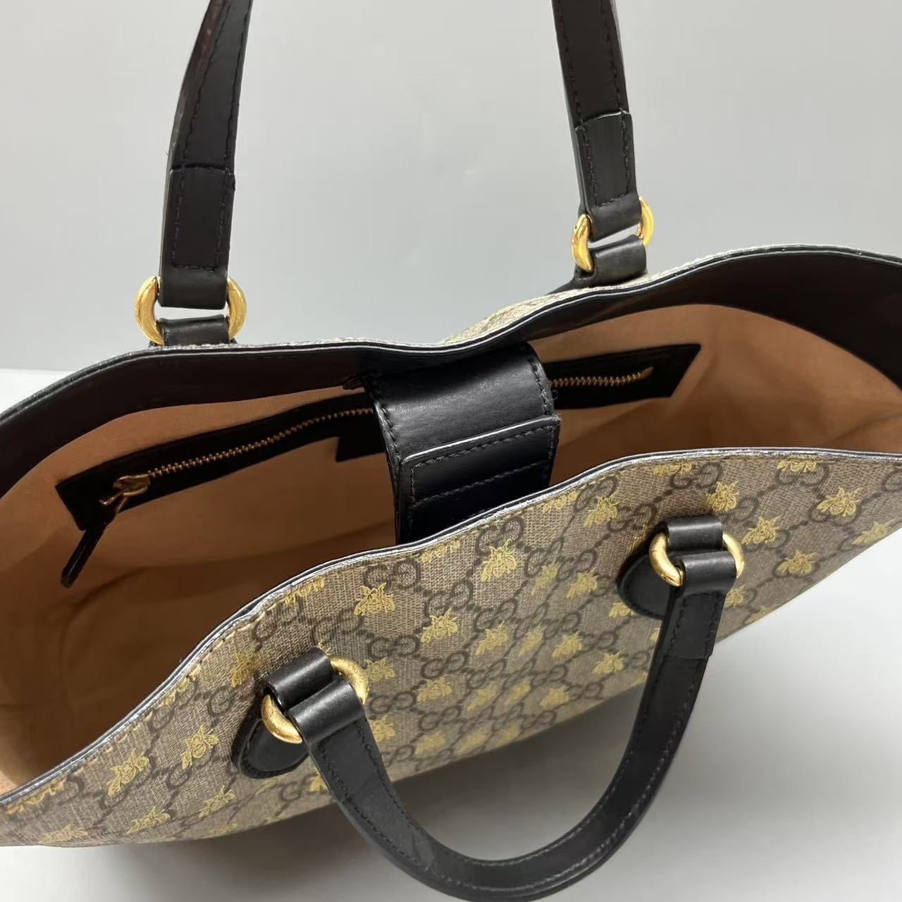 Gucci - GG Supreme Bee Tote Bag - Coated canvas and leather - Beige - (Small)