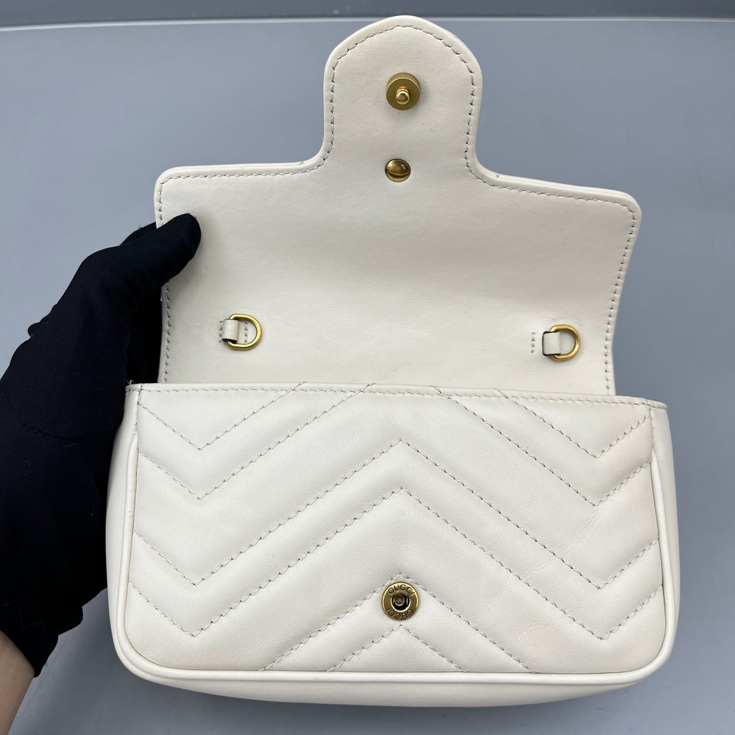 Gucci - Marmont Super Mini - Matelassé leather - White with Gold-Tone Hardware - (mini)