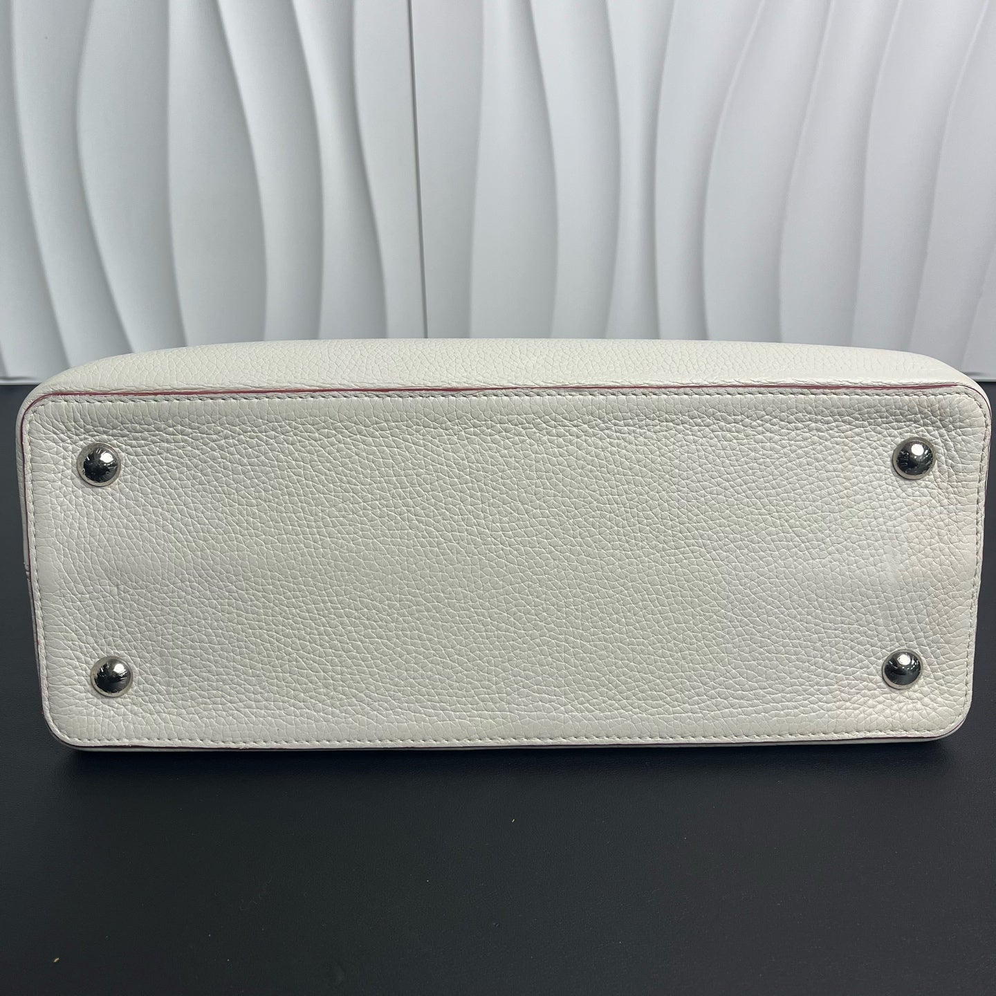 Louis Vuitton - Capucines Large - Leather - White - (Large)