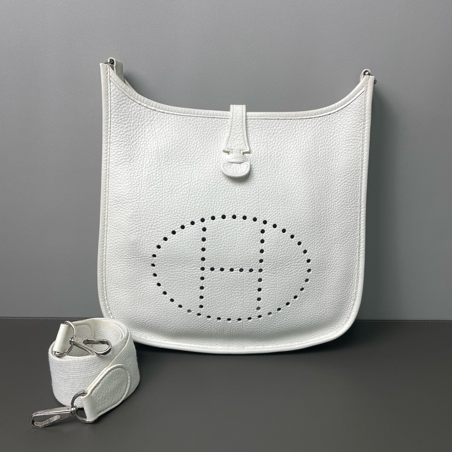 Hermès - Evelyne 29 - Clemence leather - White - (medium)