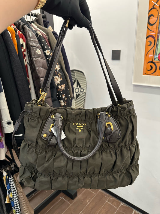 Prada - Gaufré Pleated Tote Bag - Polyamide with Leather trim - Military Green with Gold-Tone Hardware - (medium)