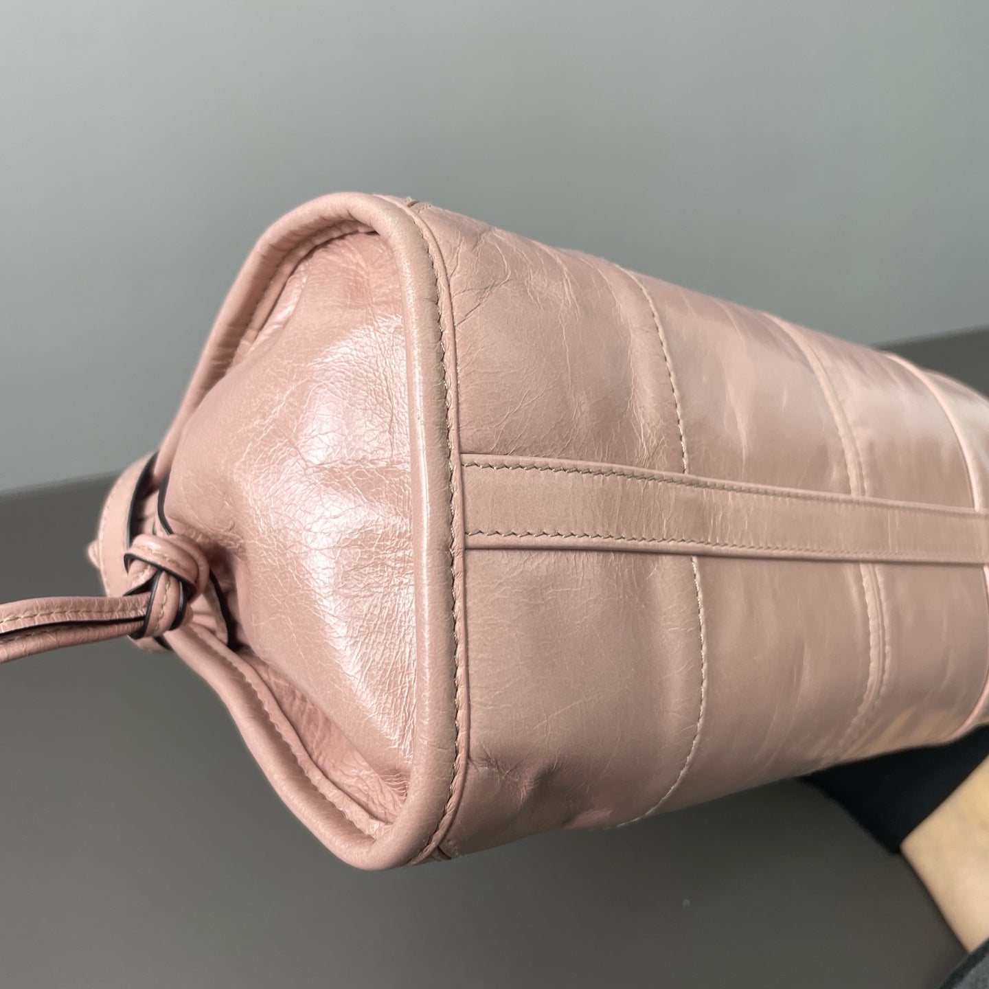 Prada - Lux Soft Crossbody Bag - Leather - Pink - (small)