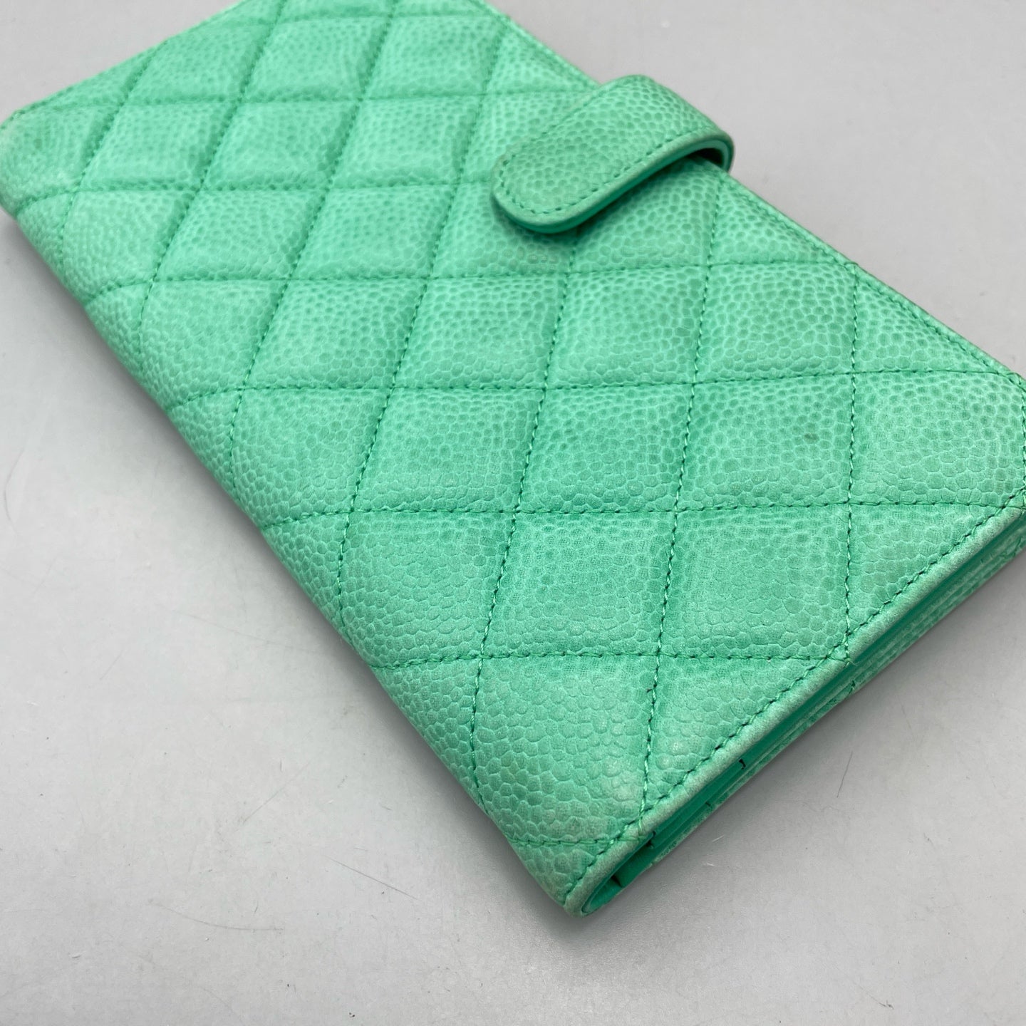 Chanel - Trifold Wallet - Caviar leather - Light Green - (small)