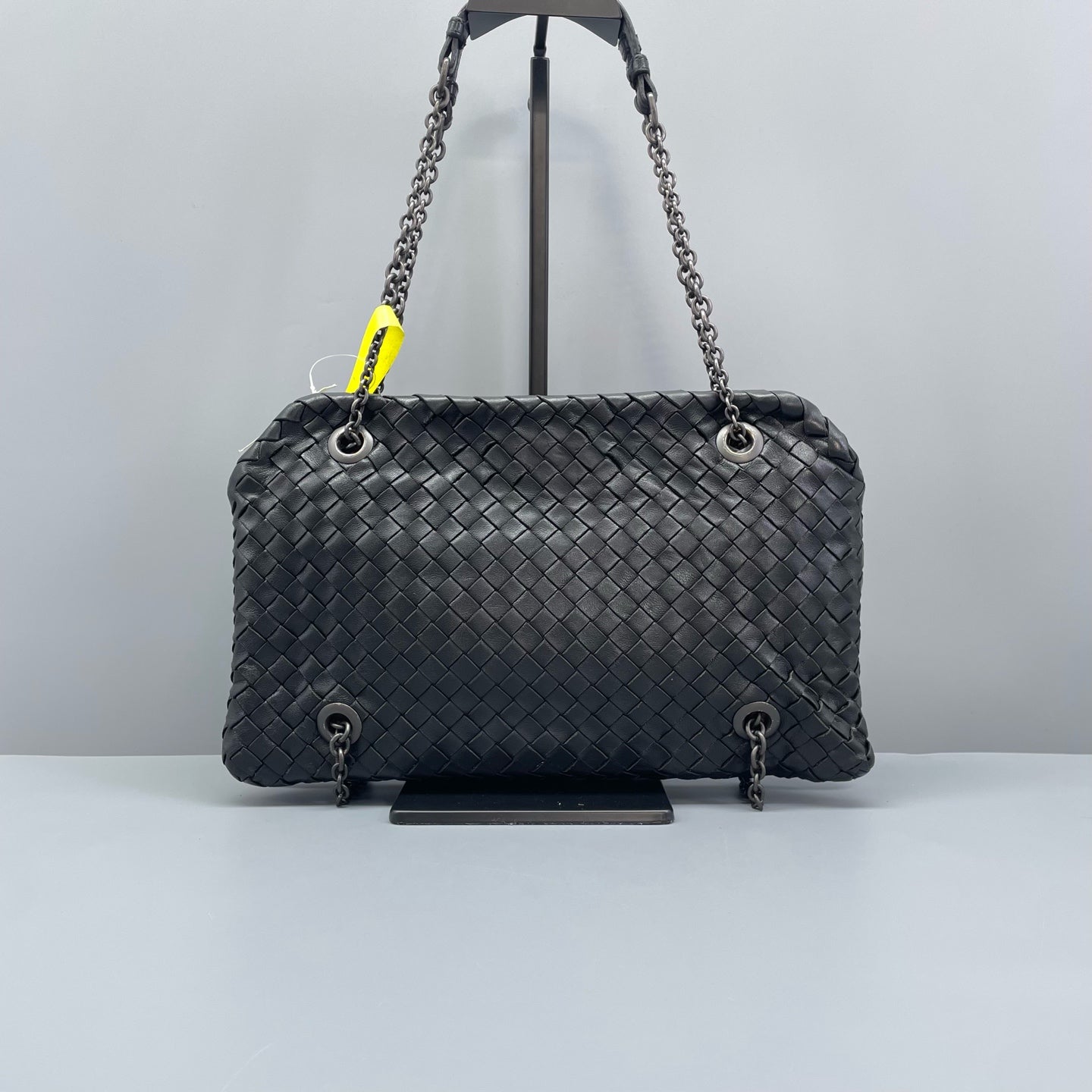 Bottega Veneta - Intrecciato Woven Chain Shoulder Bag - Leather - Black - (small)