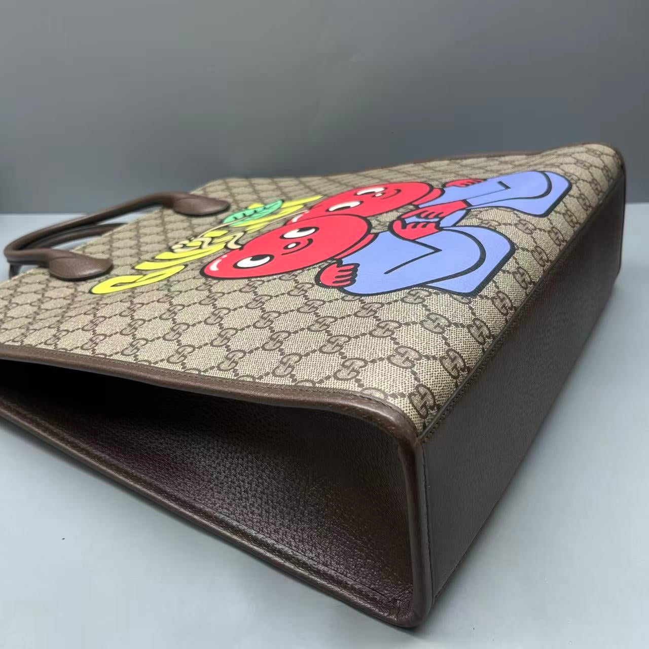 Gucci - Monogram Comic Graffiti Tote Bag - Coated canvas with leather trim - Beige, Brown, Multicolour - (large)