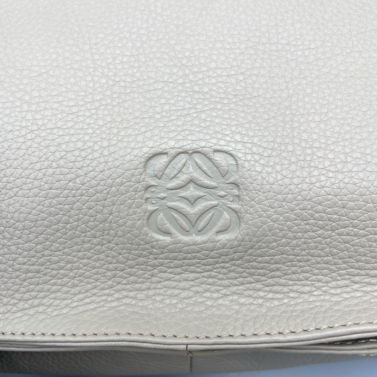 Loewe - Flamenco - Pebbled leather - Light Grey - (medium)