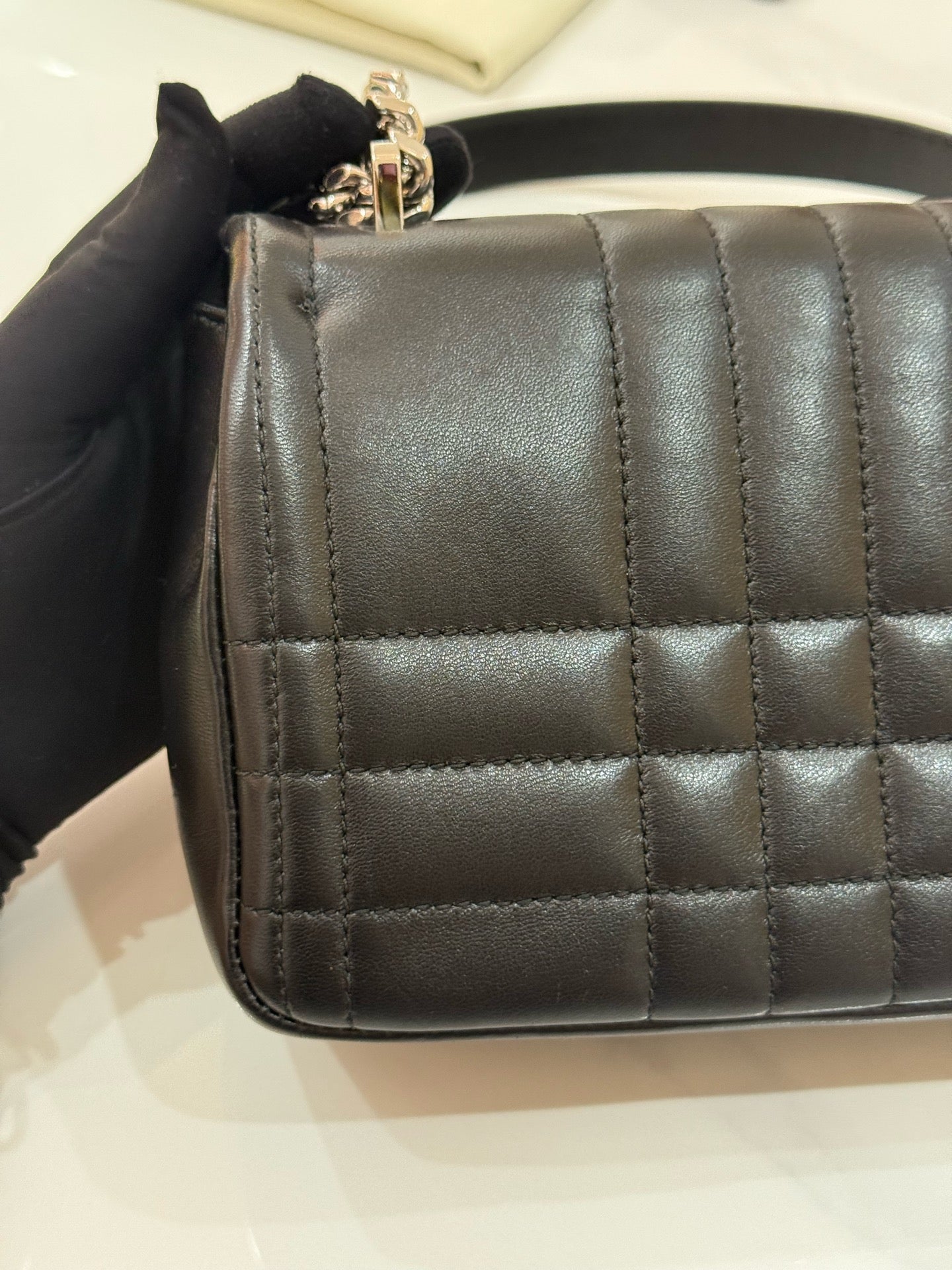 Burberry - Small Lola Bag - Lambskin leather - Black - (Small)