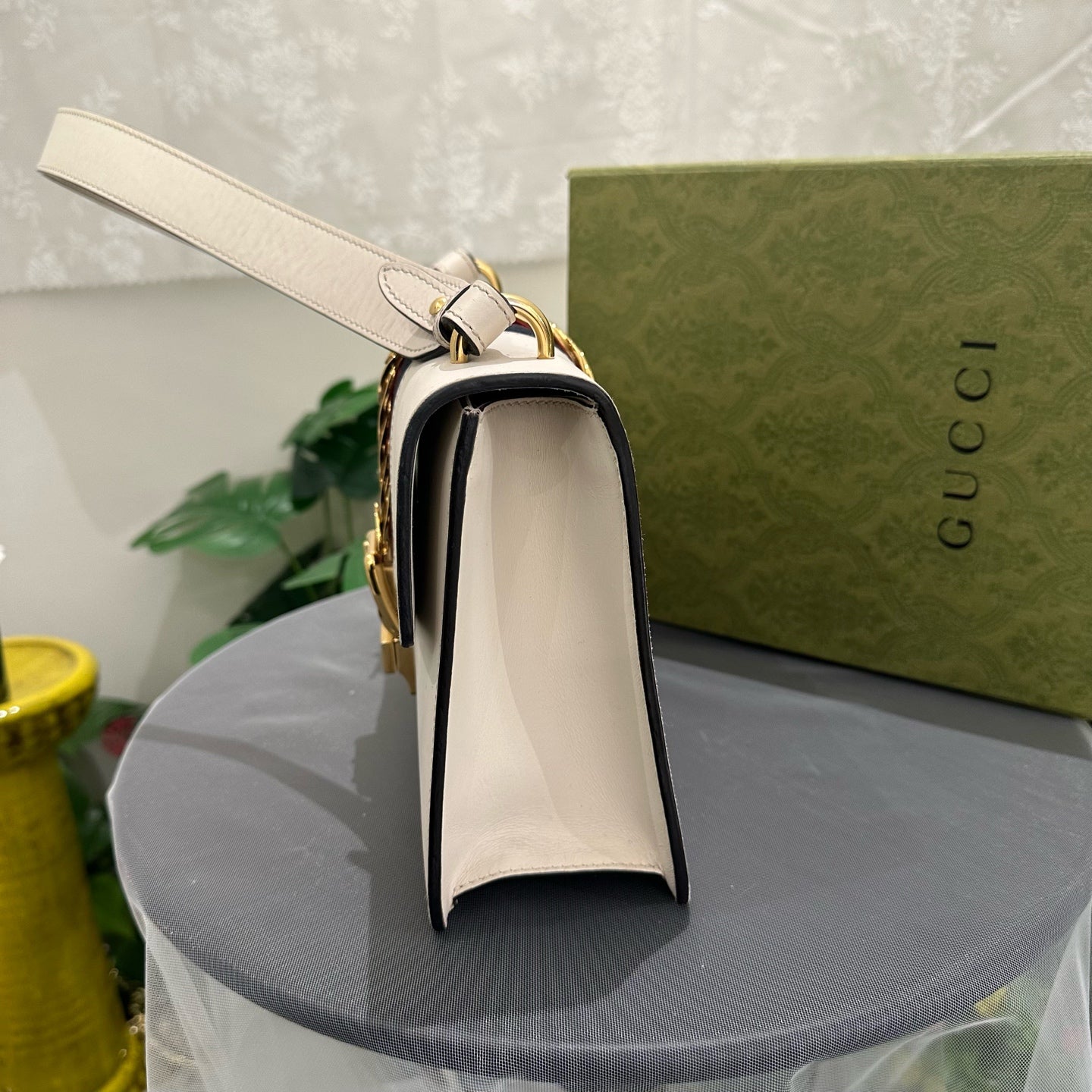 Gucci - Sylvie - Leather - White - (medium)