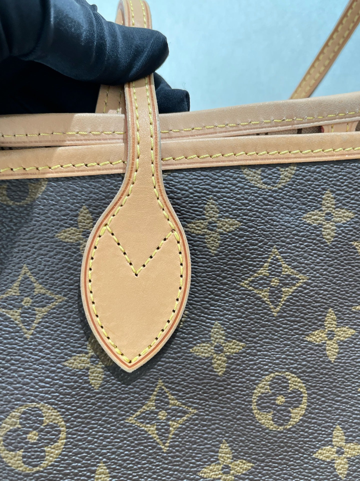 Louis Vuitton - Neverfull GM - Monogram coated canvas with natural cowhide leather trim - Brown - (Large)