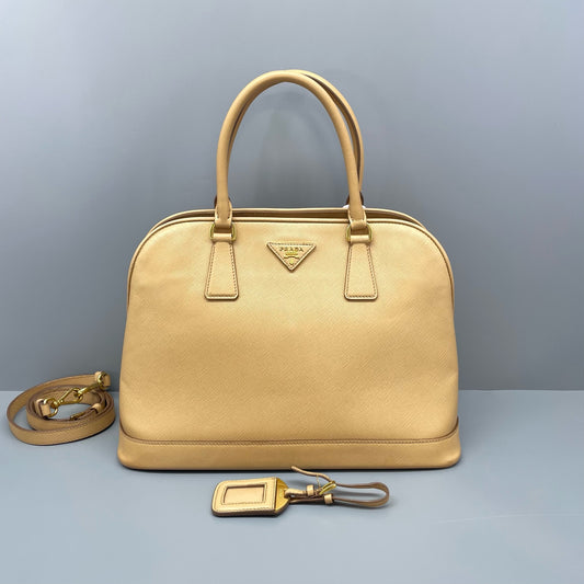 Prada - Saffiano Lux Dome Handbag - Saffiano leather - Beige - (medium)