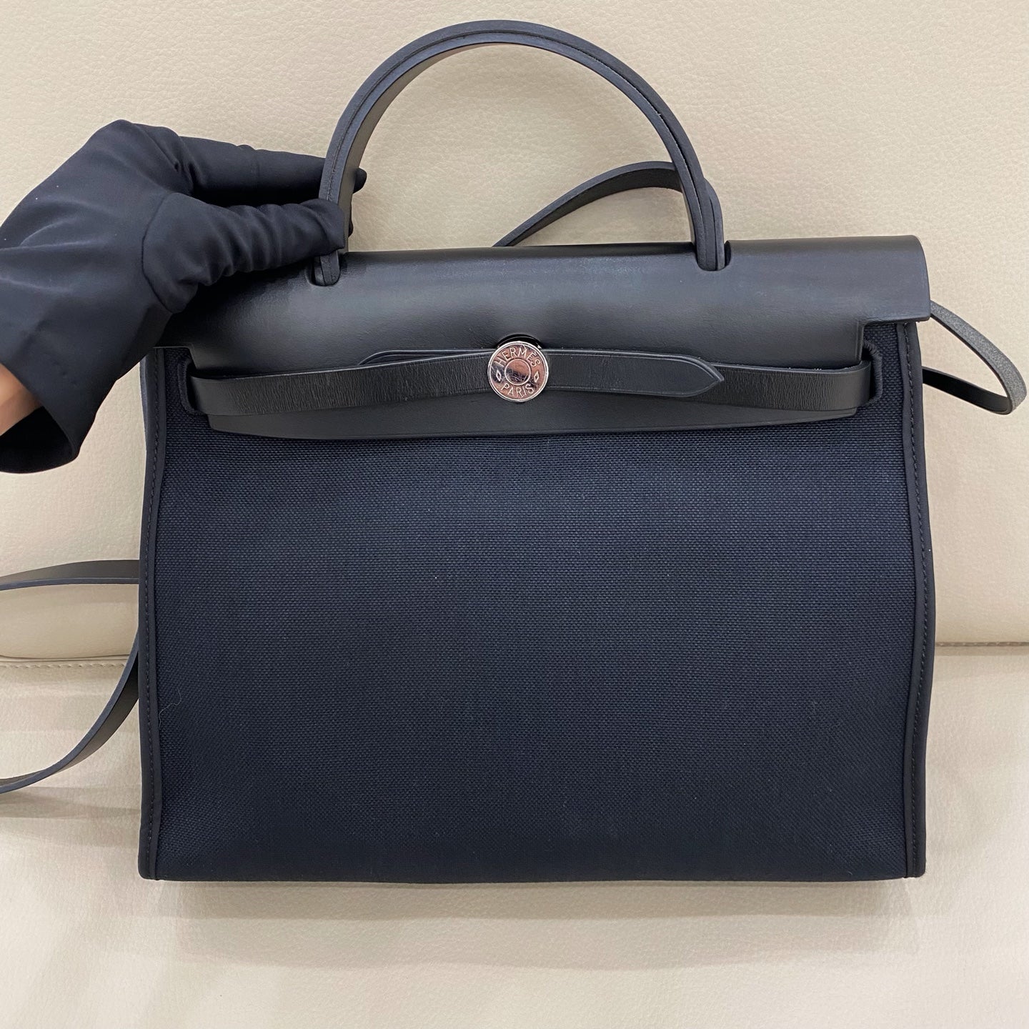 Hermès - Herbag 31 - Canvas with Vache Hunter leather trim - Black - (Medium)