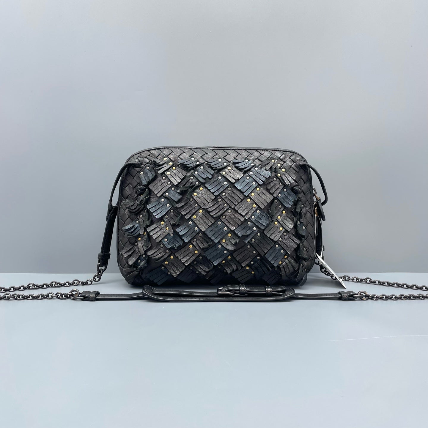Bottega Veneta - Intrecciato Tassel Rivet Camera Bag - Leather - Grey - (Small)