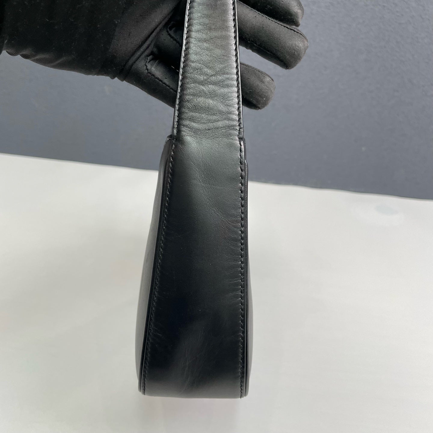 Saint Laurent - LE 5 A 7 - Leather - Black - (mini)