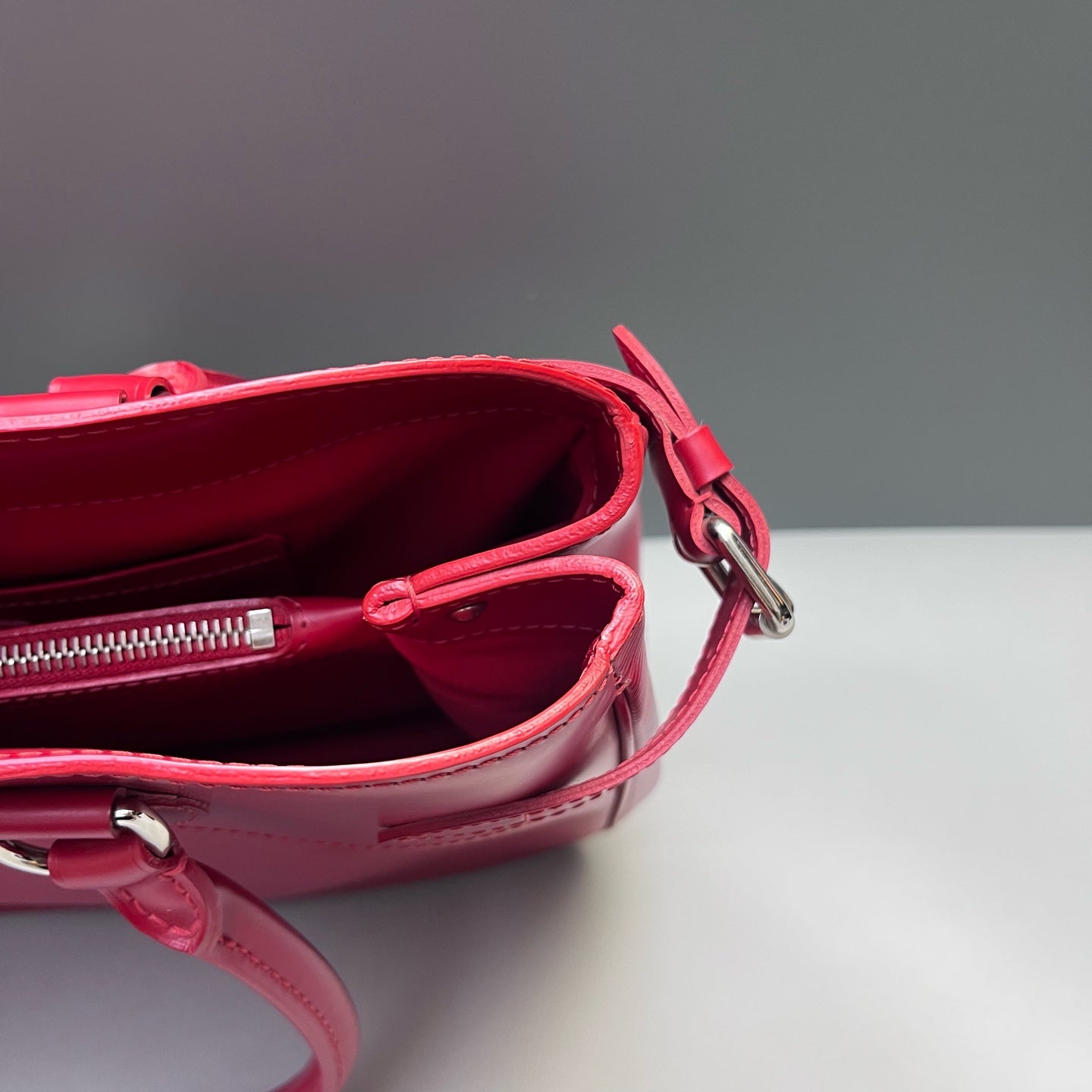 Louis Vuitton - Pont-Neuf Handbag - Epi leather - Red - (large)
