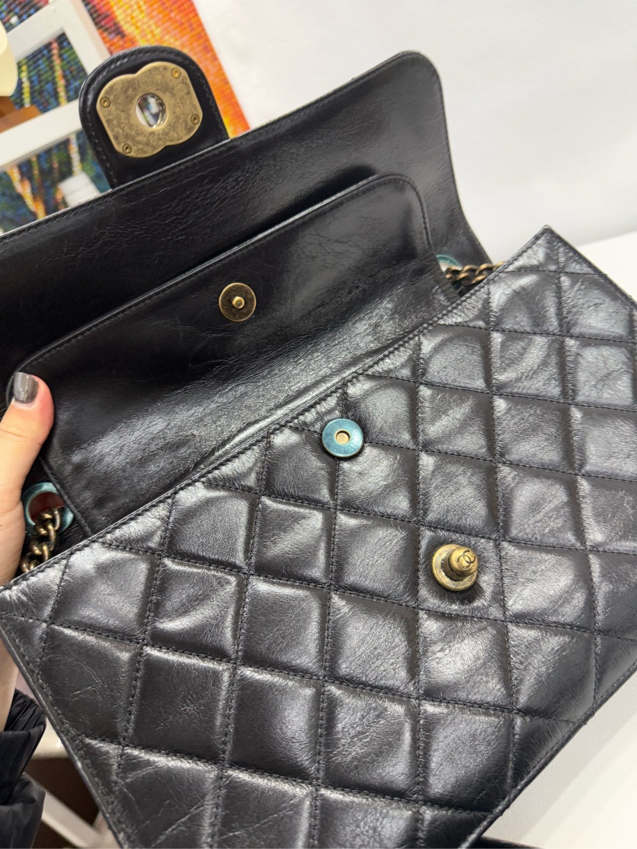 Chanel - Mumbai Vintage Chain Bag - Oil-wax leather - Black - (medium)