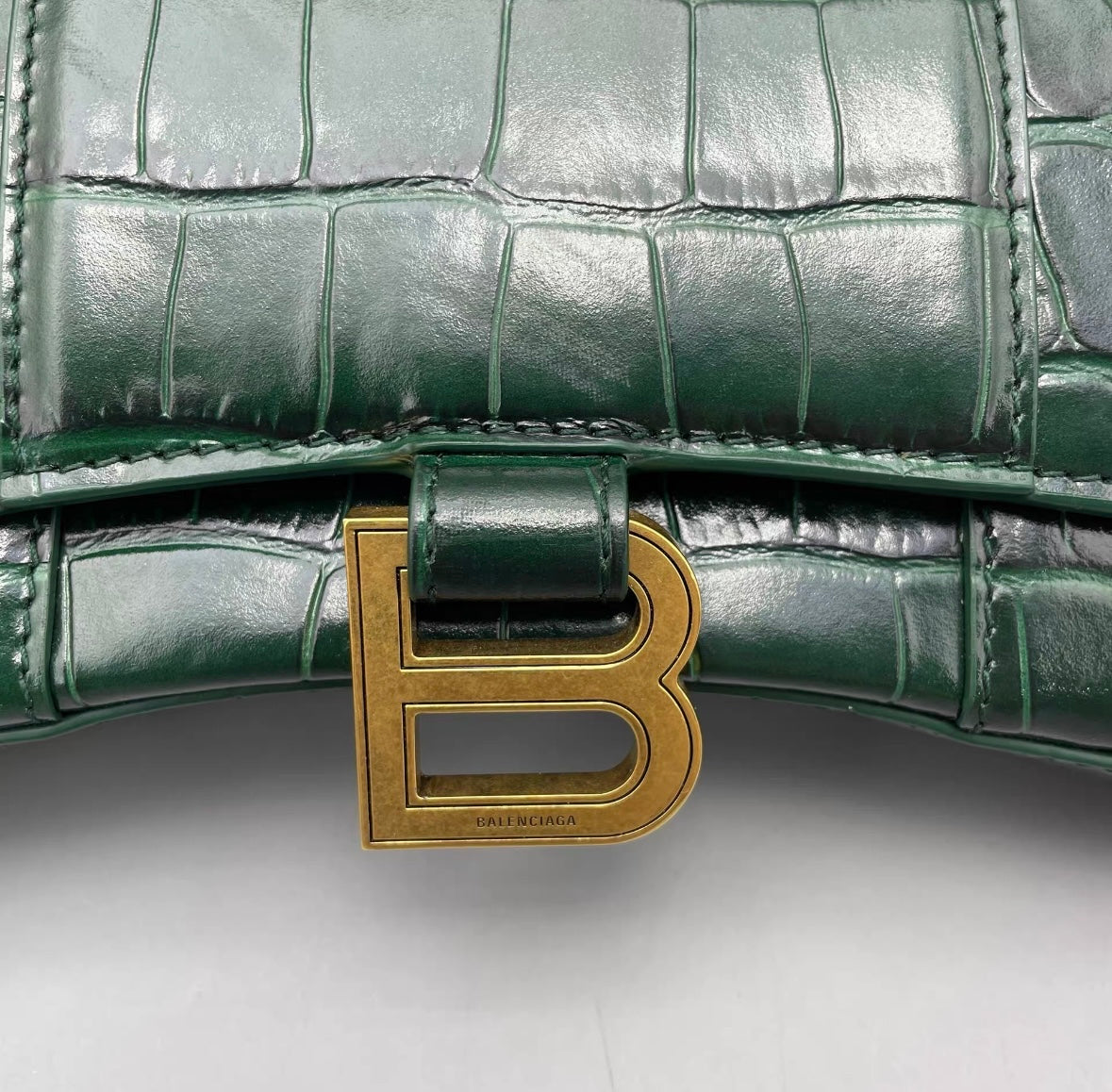 Balenciaga - Hourglass WOC - Leather - Green - (mini)