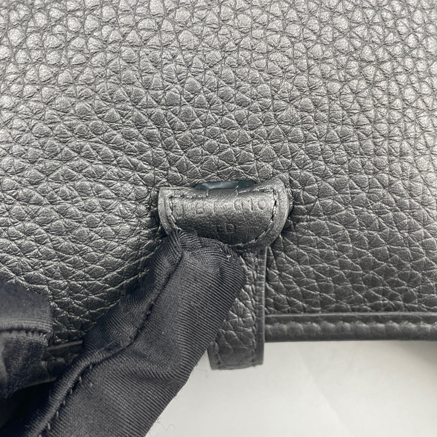 Hermes - Evelyne Mini - Taurillon Clemence leather - Black with Gold-Tone Hardware - (mini)