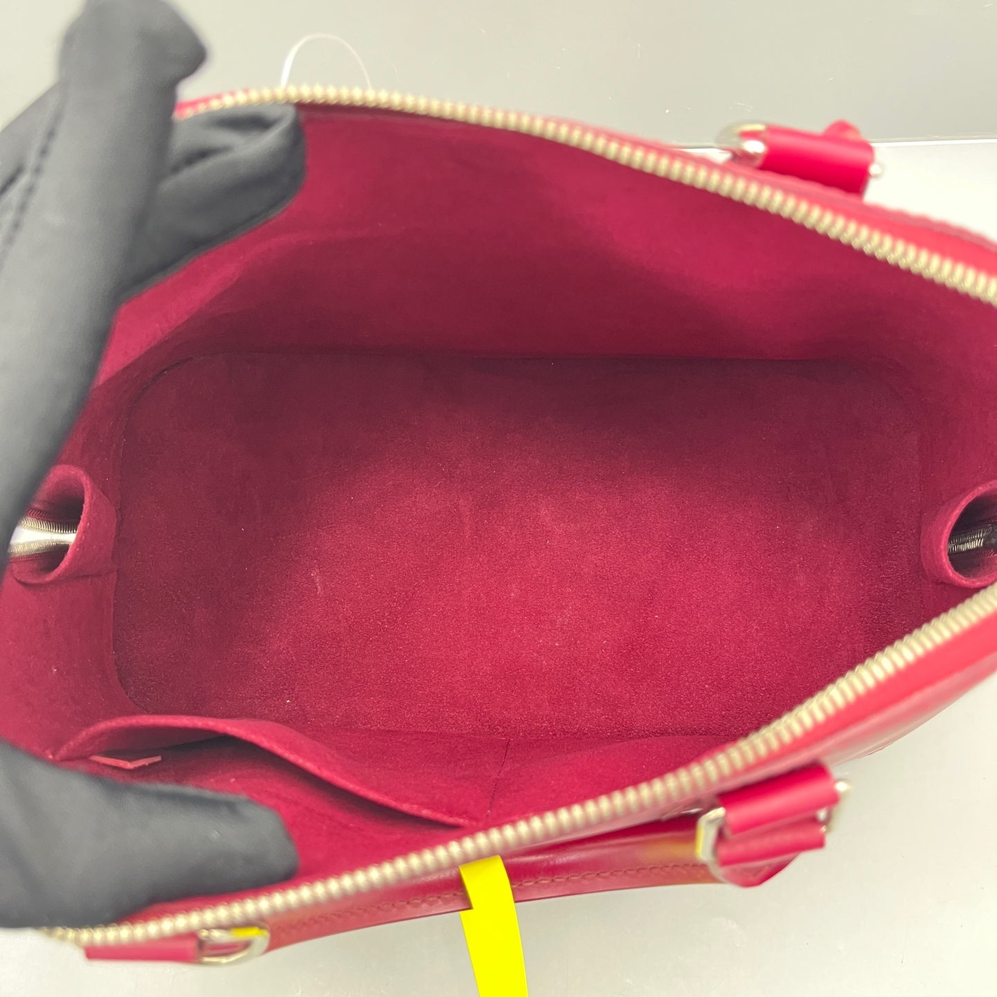 Louis Vuitton - Alma PM - Epi leather - Burgundy - (medium)