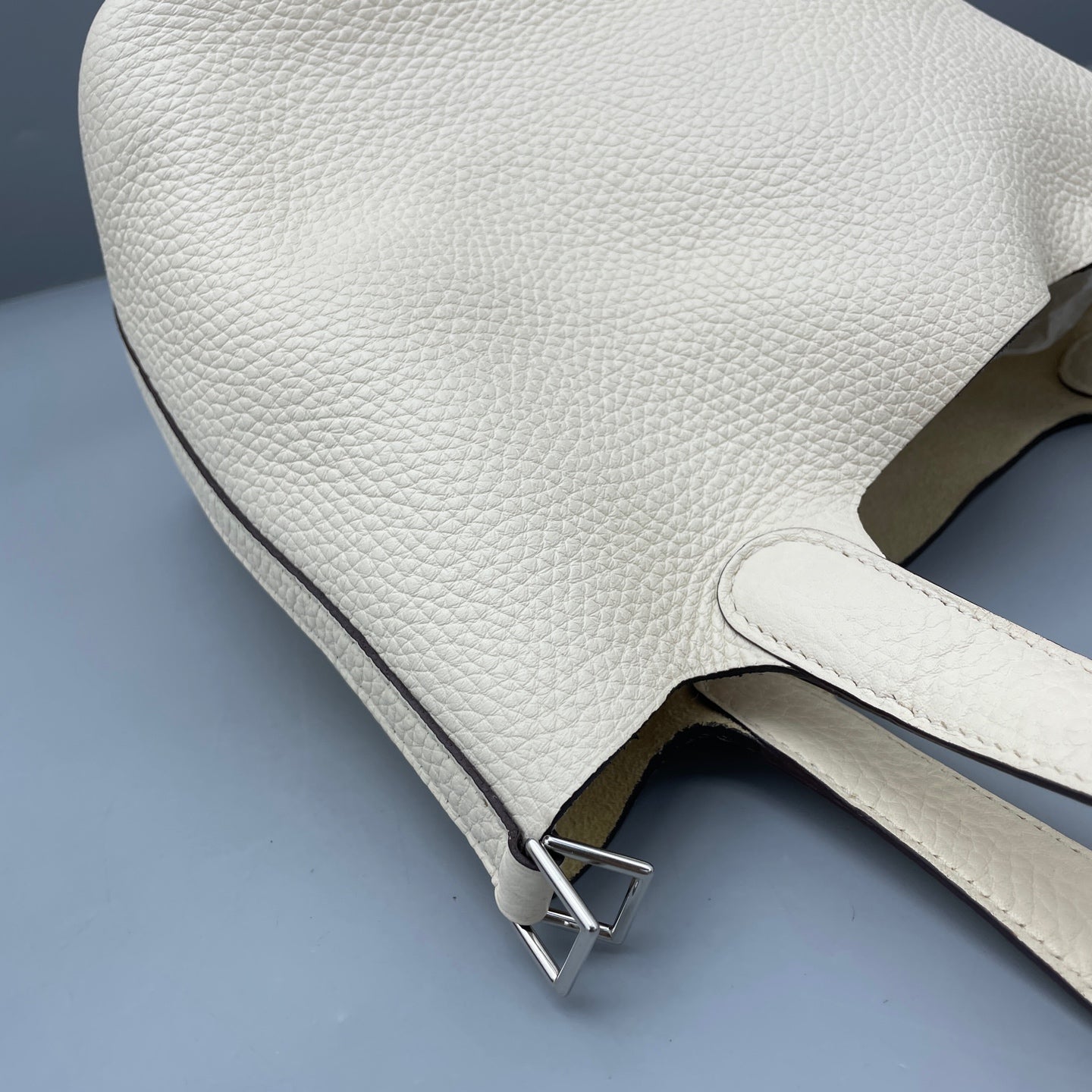 Hermès - Picotin Lock 18 - Grained leather - White - (Mini)