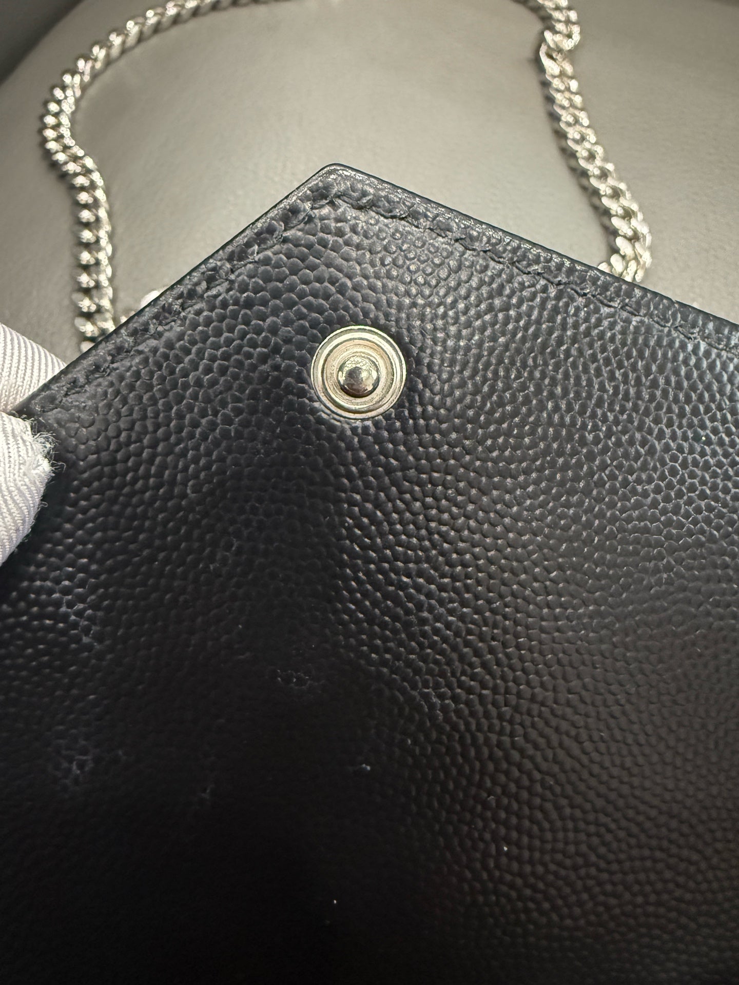 Saint Laurent - Envelope Wallet on Chain (WOC) - Grained calfskin leather - Black - (Mini)