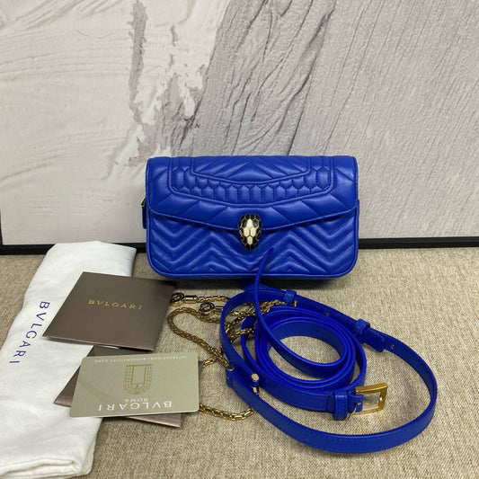 Bvlgari - Serpenti Forever Chain Pouch - Lambskin leather - Blue - (Mini)