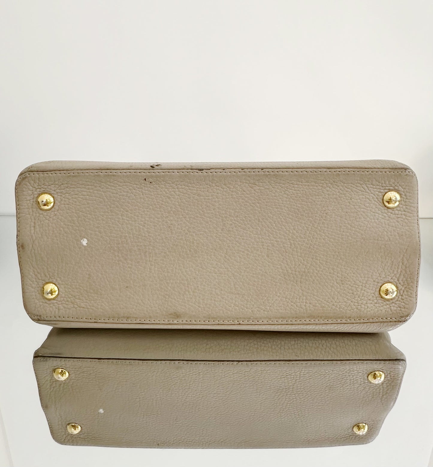 Louis Vuitton - Capucines - Leather - Grey - (Large)