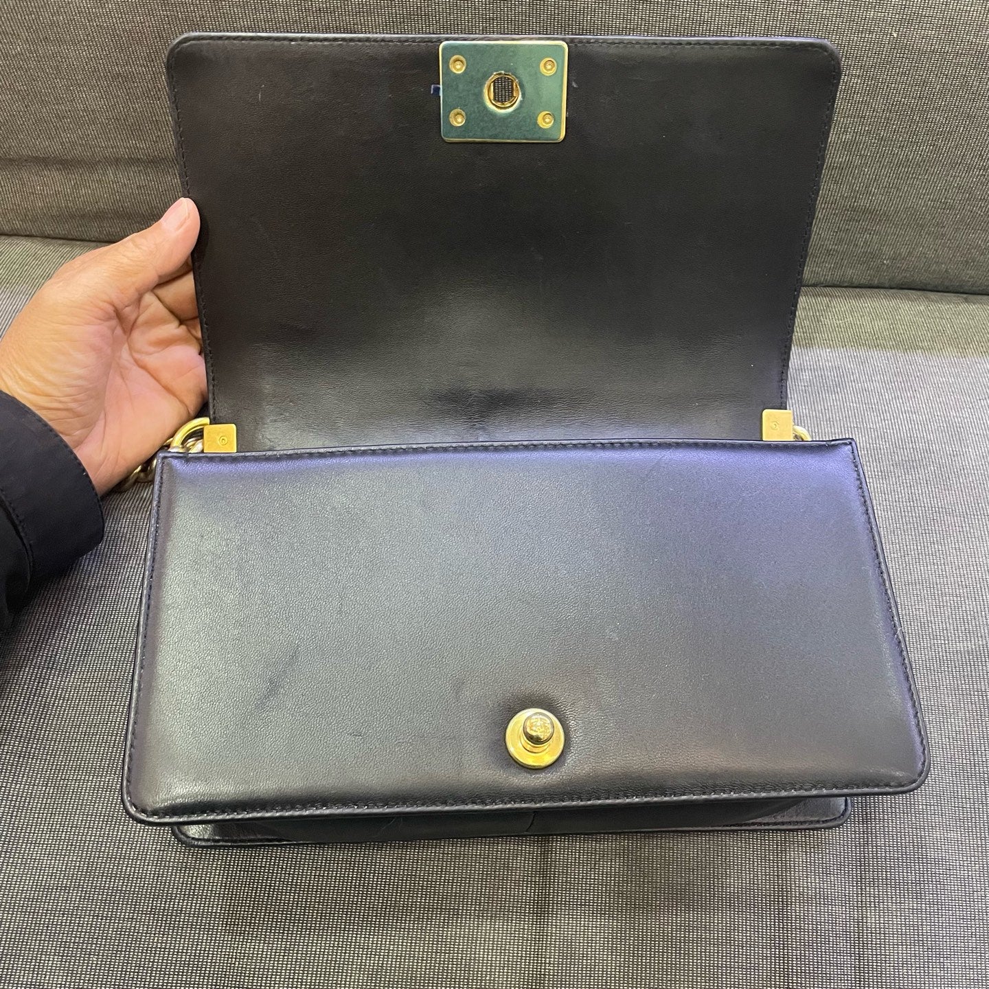 Chanel - Boy Bag - Lambskin leather - Black - (Medium)