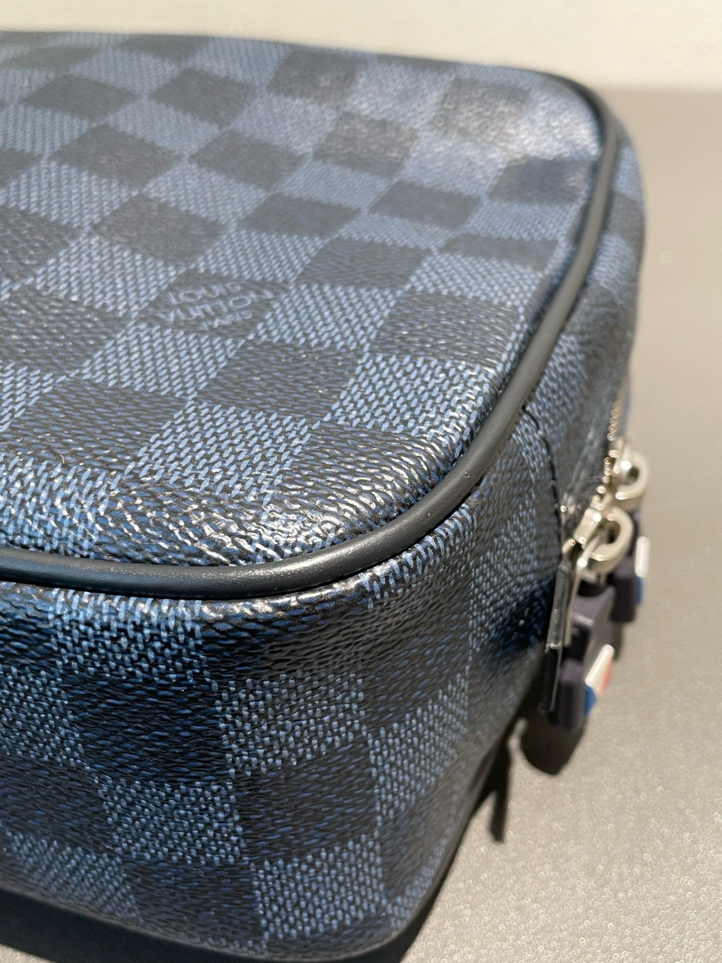 Louis Vuitton - America's Cup Regatta Limited Edition Toiletry Pouch - Damier Graphite coated canvas - Black - (small)