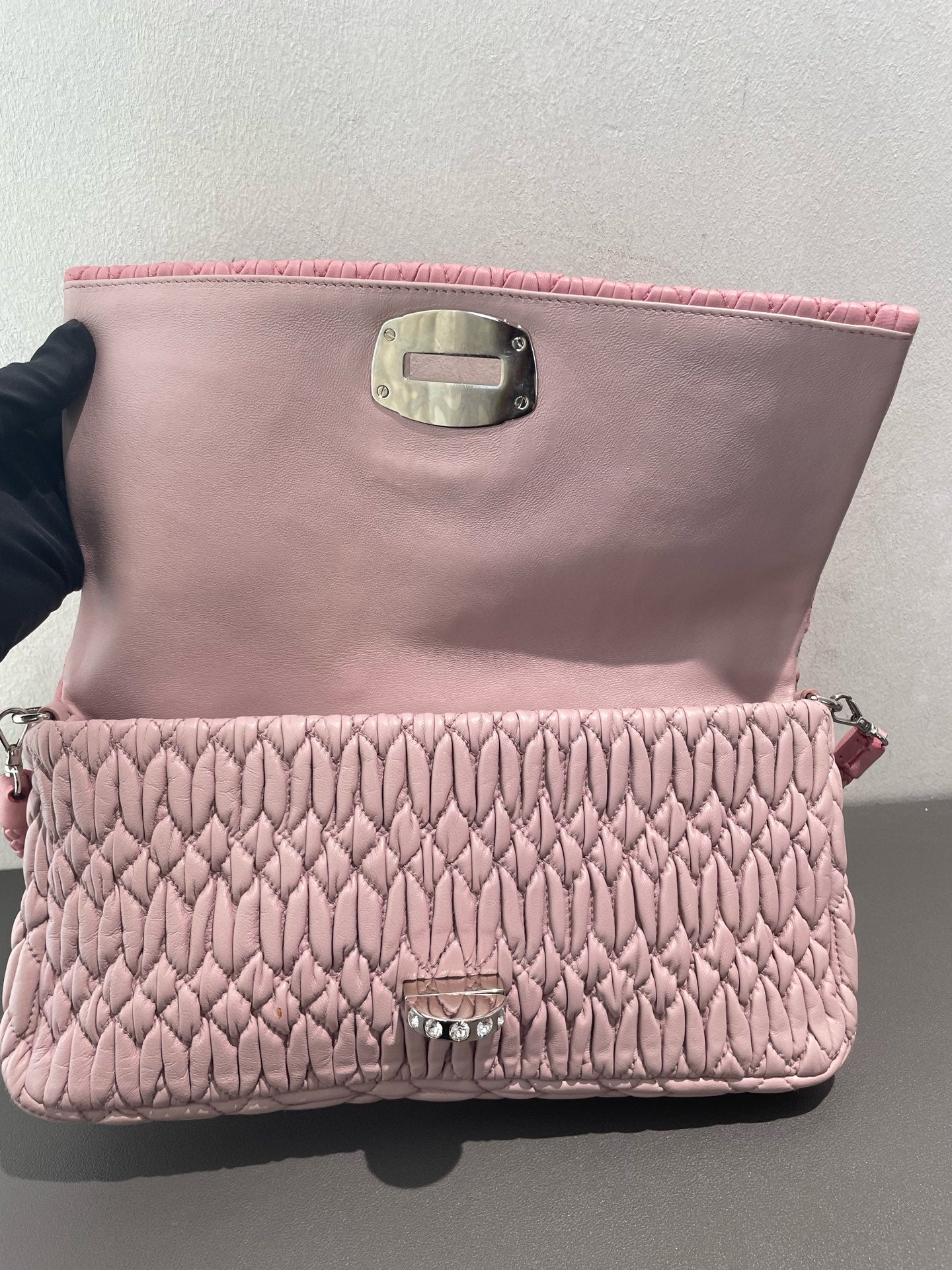 Miu Miu - Matelassé Crystal Chain Bag - Lambskin leather - Pink - (small)