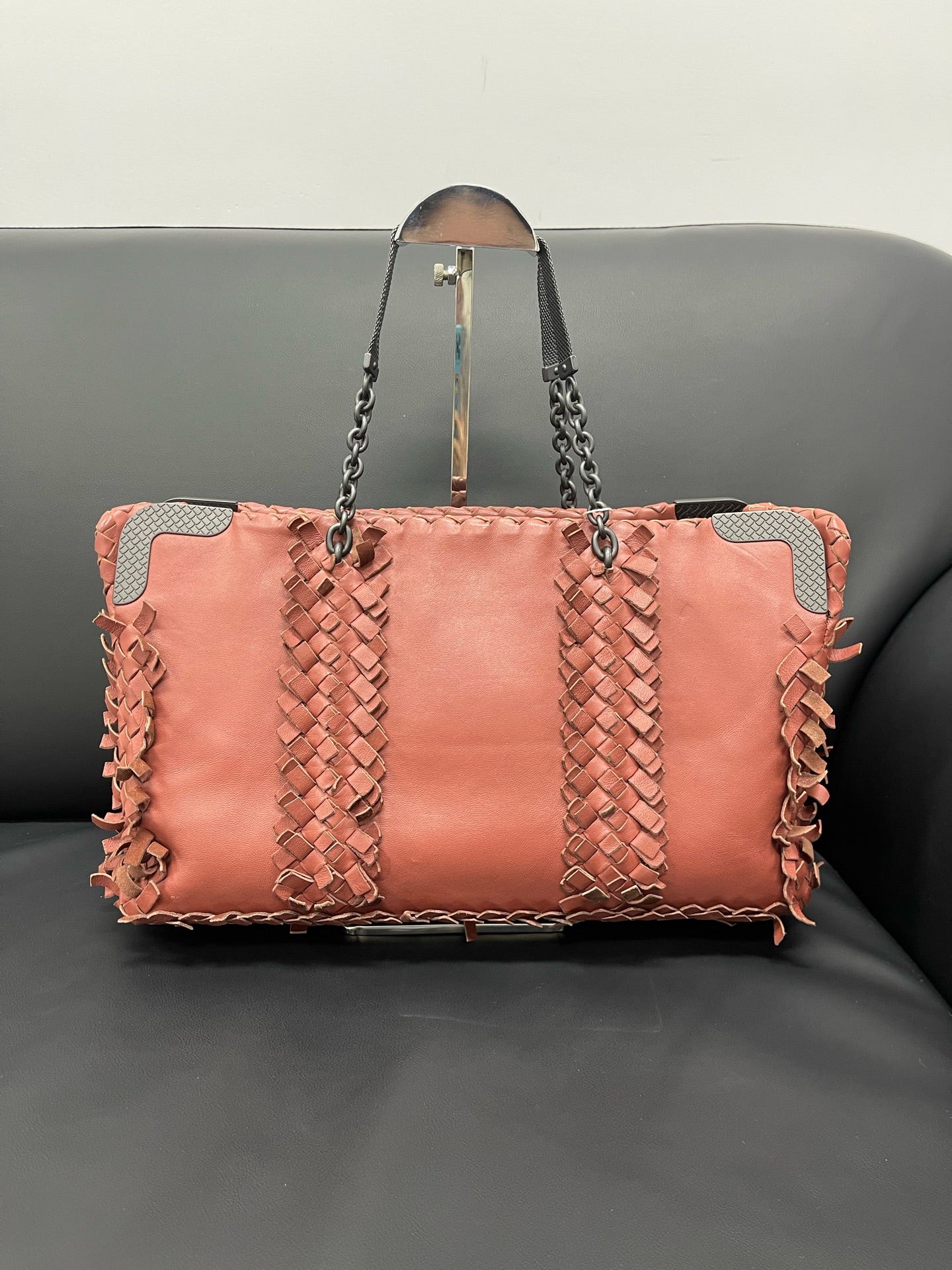 Bottega Veneta - Runway Woven Metal Chain Handbag - Leather - Red - (Medium)