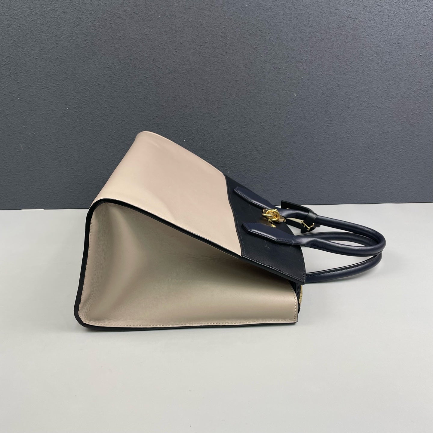 Louis Vuitton - City Steamer - Leather - Multicolour - (medium)