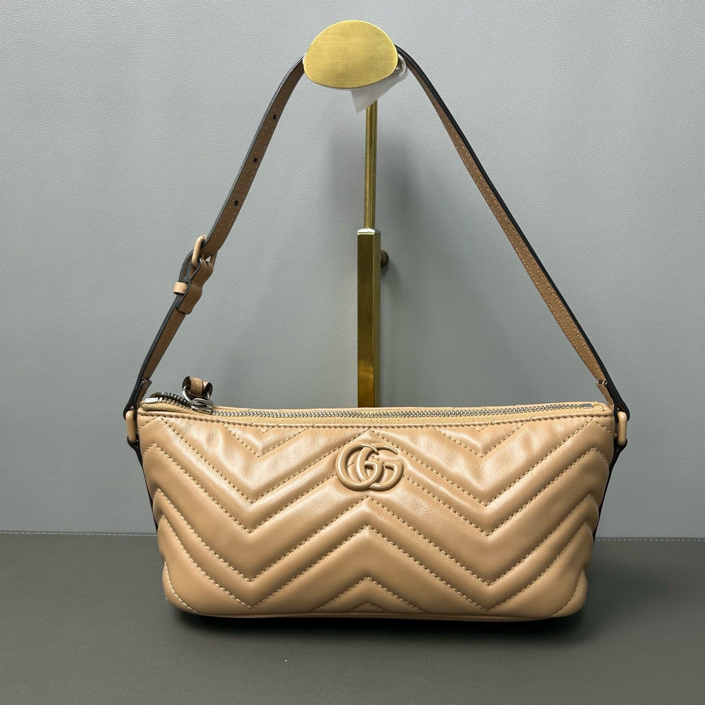 Gucci - GG Marmont Shoulder Bag - Leather - Beige - (Small)