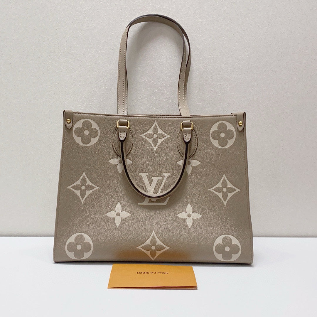 Louis Vuitton - OnTheGo MM - Monogram Empreinte leather - Grey - (medium)