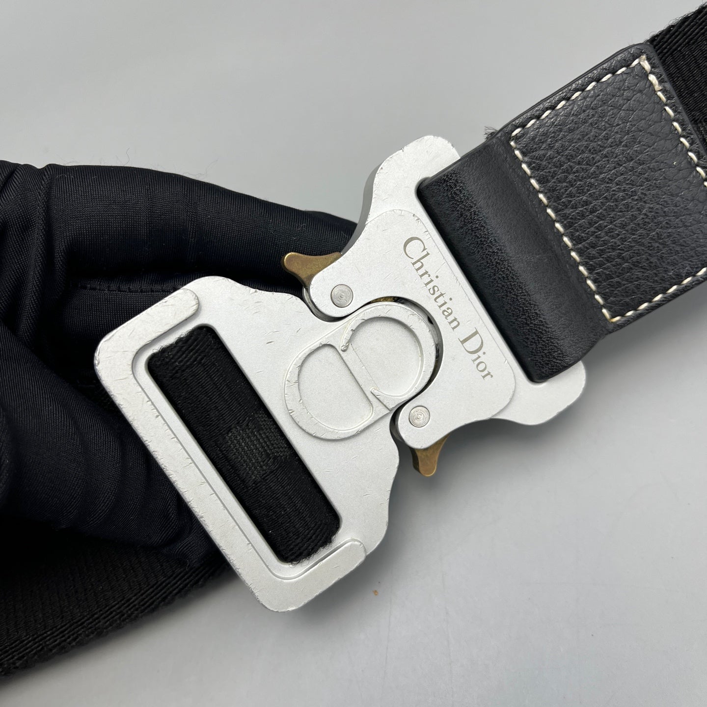 Dior - Saddle Belt Bag with Graffiti - Grained leather - Black - (Small)