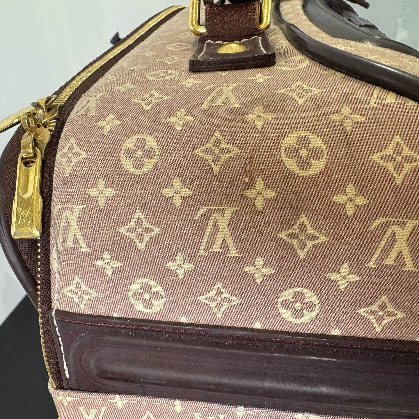 Louis Vuitton - Pegase 55 - Monogram denim canvas with leather trim - Pink - (Medium)