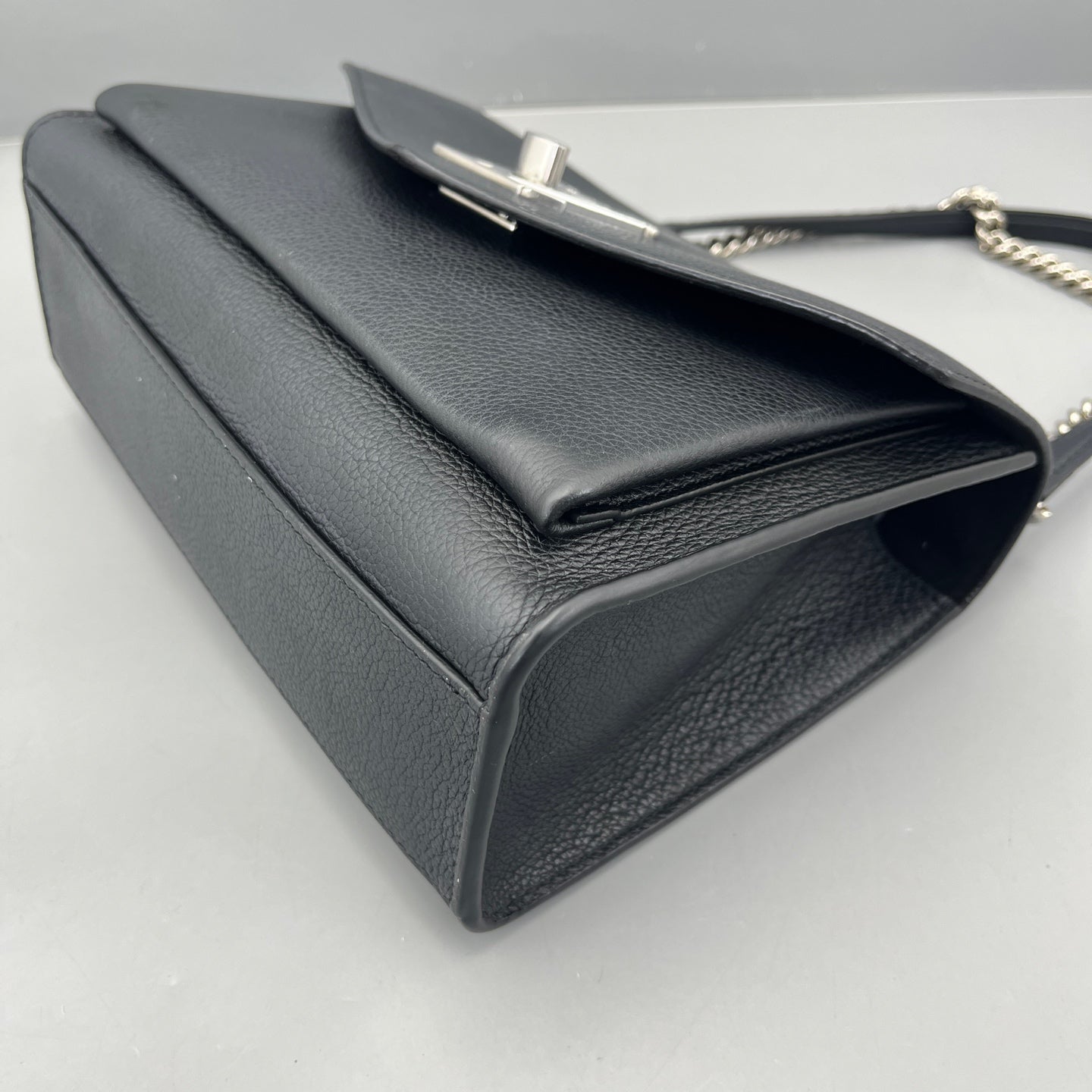 Louis Vuitton - Lockme - Leather - Black - (small)