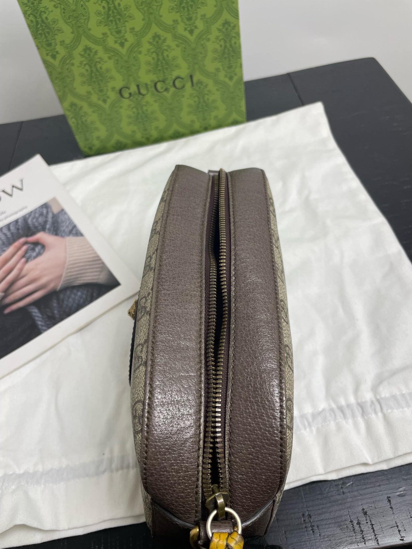 Gucci - Tiger Head Camera Bag - GG Supreme canvas with Leather trim - Brown - (Mini)
