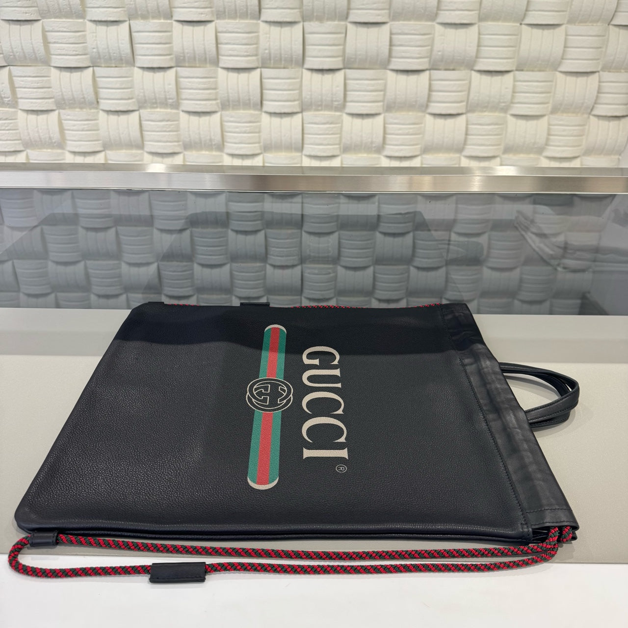 Gucci - All-Leather Drawstring Backpack with Web Logo - Leather - Black - (Large)