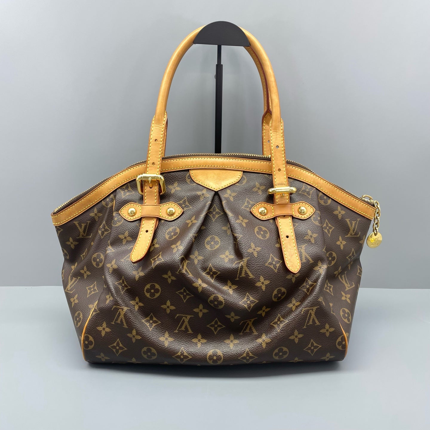 Louis Vuitton - Tivoli GM - Monogram coated canvas with natural cowhide leather trim - Brown - (Medium)