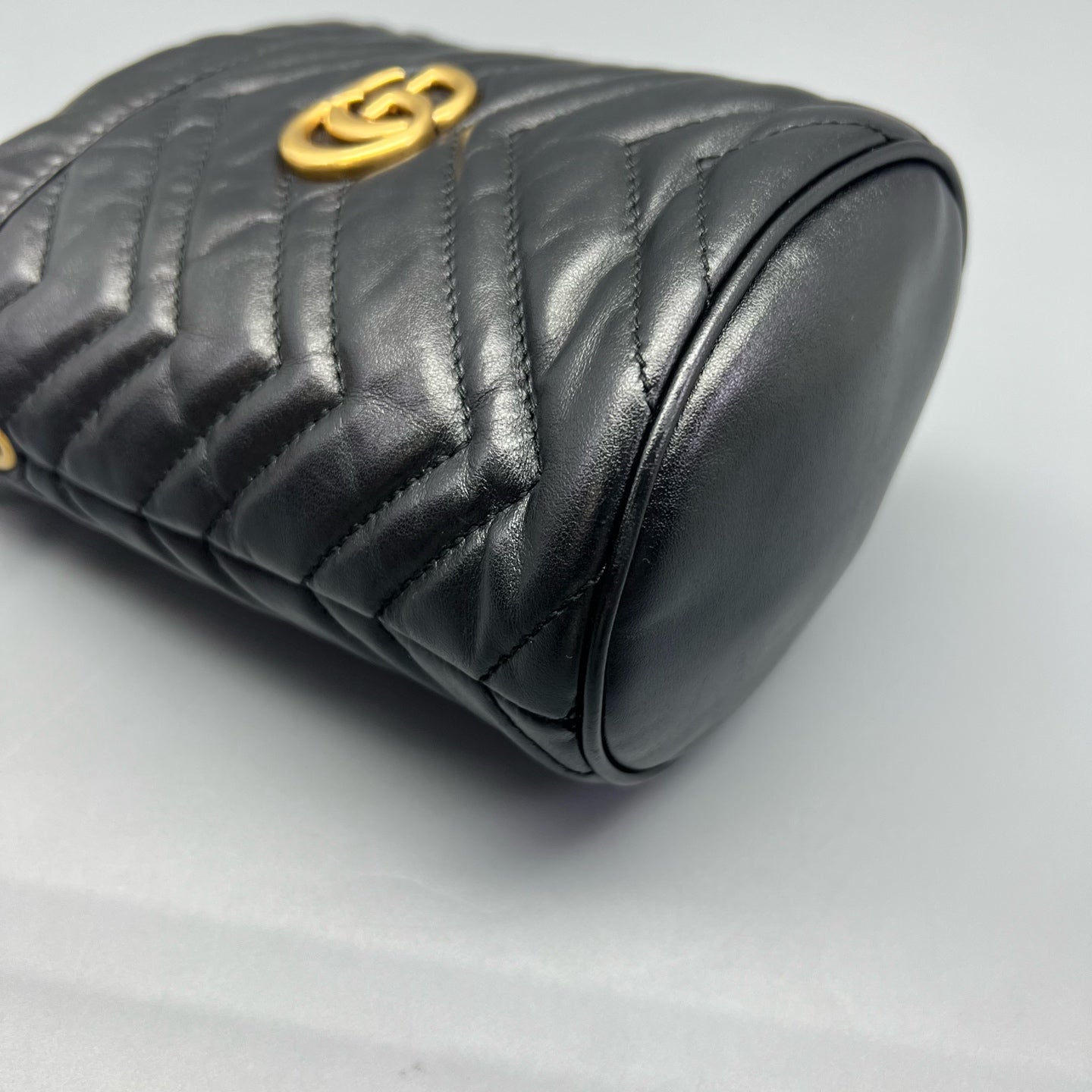Gucci - GG Marmont Mini Bucket Bag - Leather - Black - (mini)