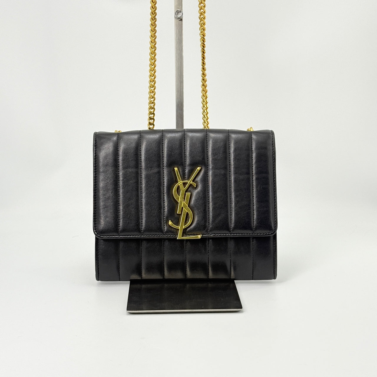 Saint Laurent - Vicky Chain Wallet - Leather - Black with Gold-Tone Hardware - (mini)