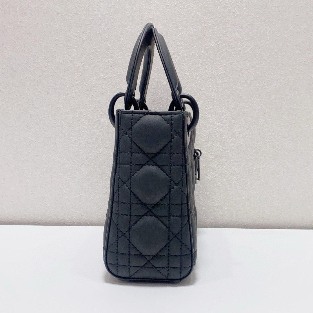 Dior - Lady Dior Mini Cannage Chain Handbag - Matte cowhide leather - Black - (mini)