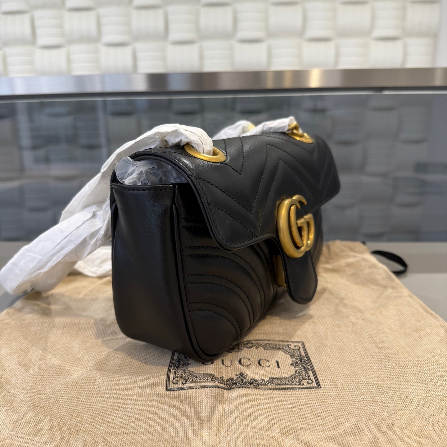 Gucci - GG Marmont Matelassé Small Chain Bag - Leather - Black - (small)