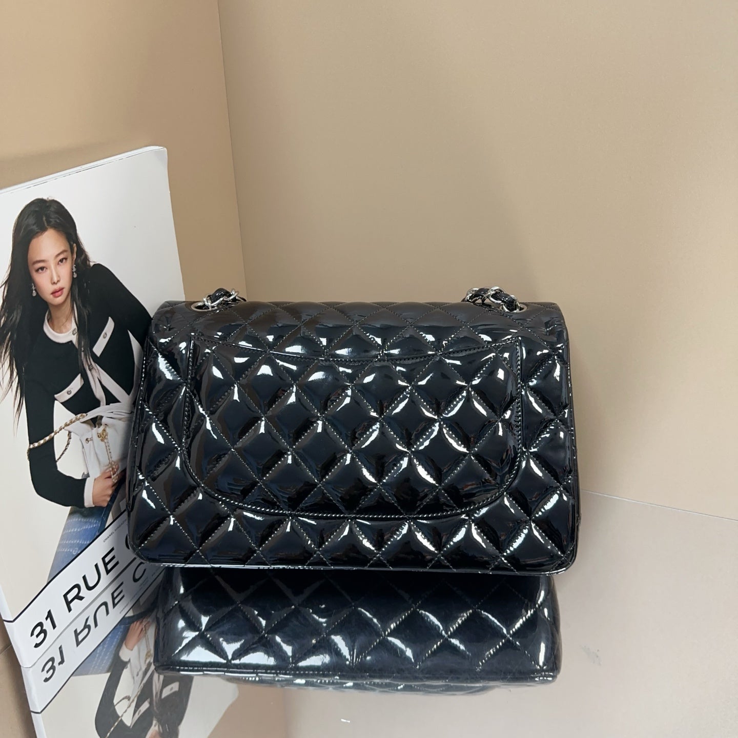 Chanel - Classic Flap Jumbo Double Flap - Patent leather - Black - (Large)